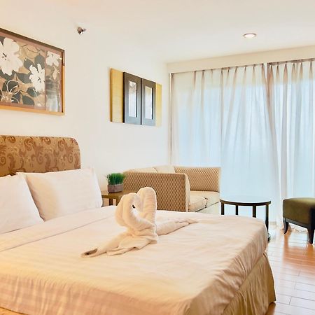 One Tagaytay Place Hotel Suites Official Account Tagaytay City Bagian luar foto