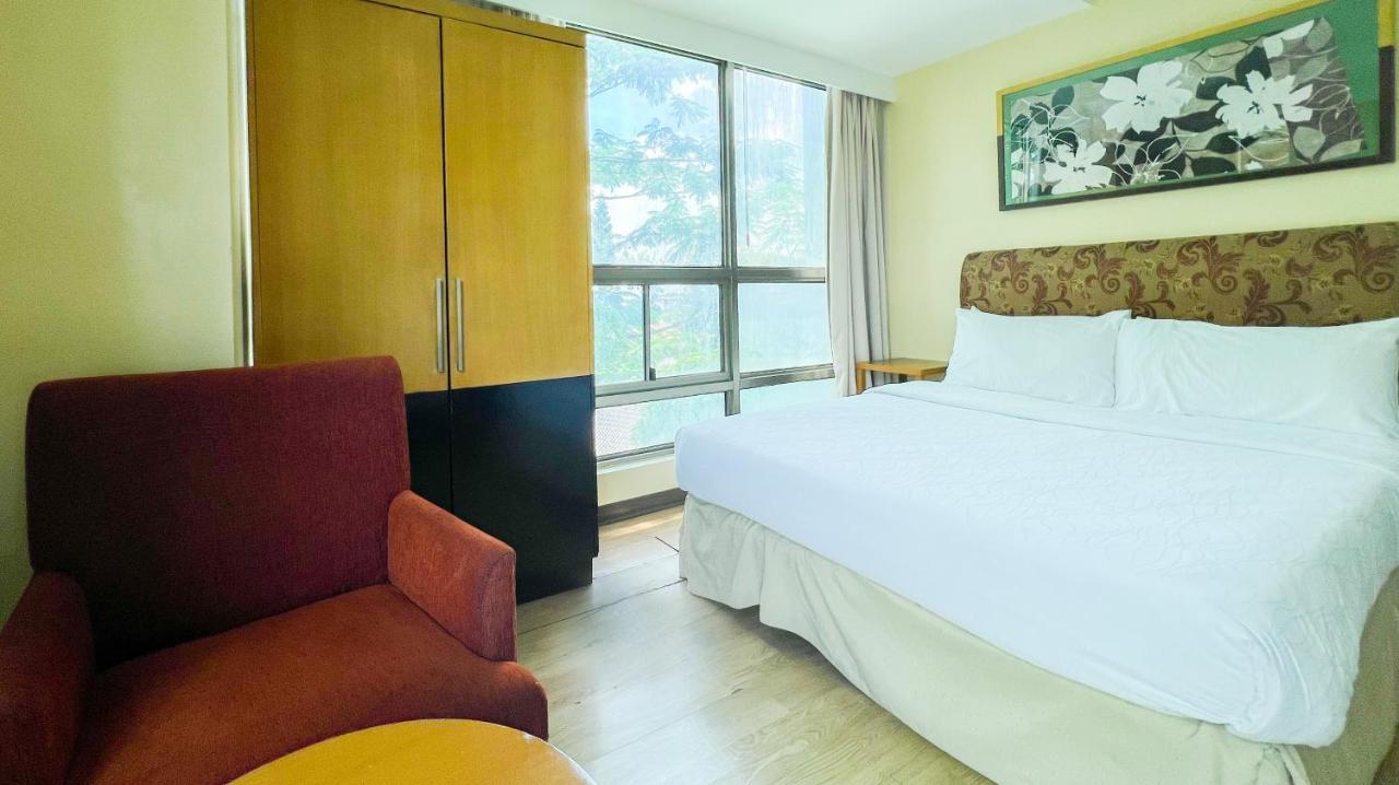 One Tagaytay Place Hotel Suites Official Account Tagaytay City Bagian luar foto