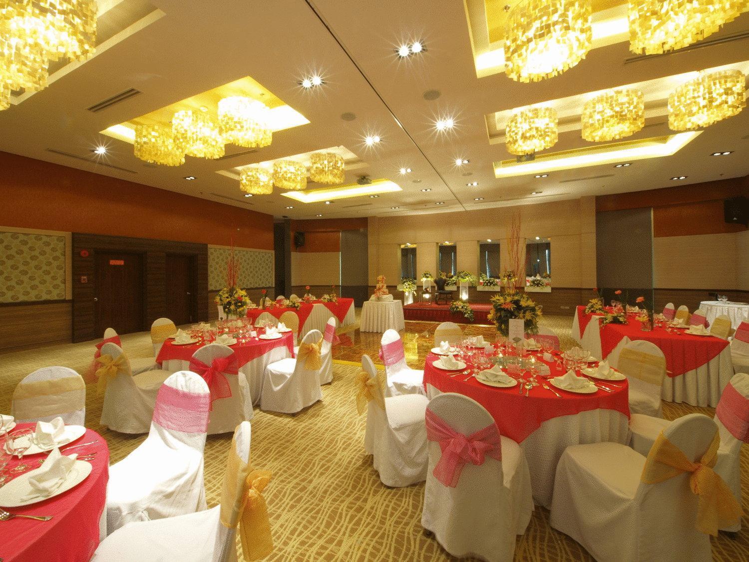 One Tagaytay Place Hotel Suites Official Account Tagaytay City Bagian luar foto